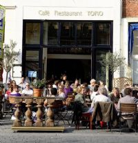 Caf Restaurant Toro